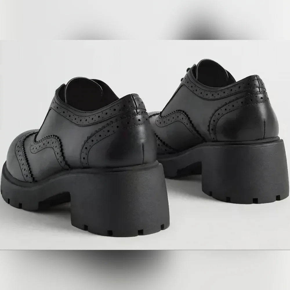 Torrid Lug Sole Oxford Loafers - Picture 5 of 7